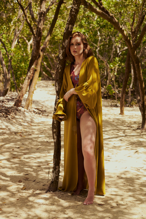 Long Robe Pistachio Palm