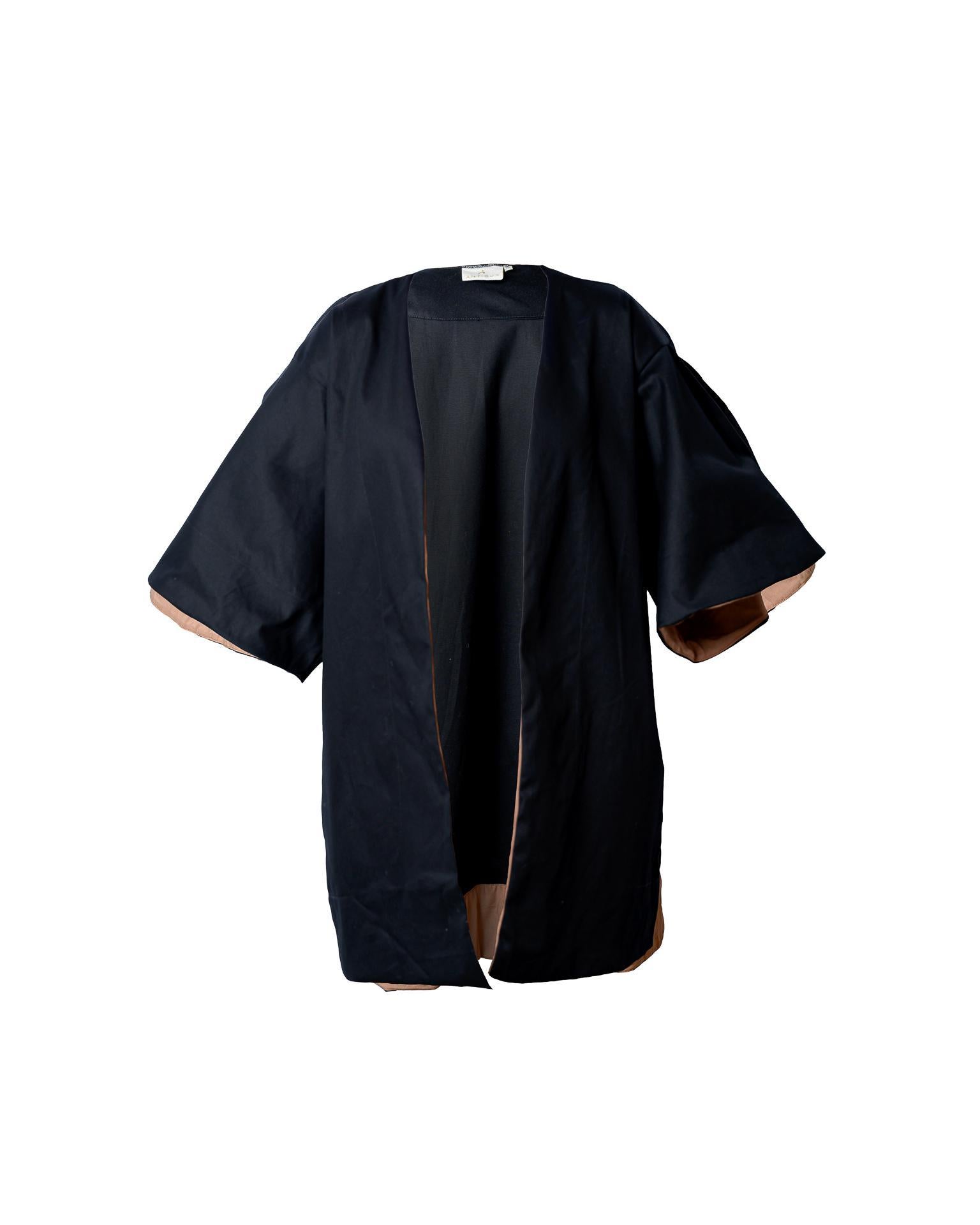 Antigua Kimono Caro in Black